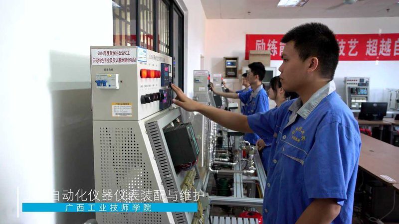 成都磁翻板液位计：揭秘其工作原理与选购要点